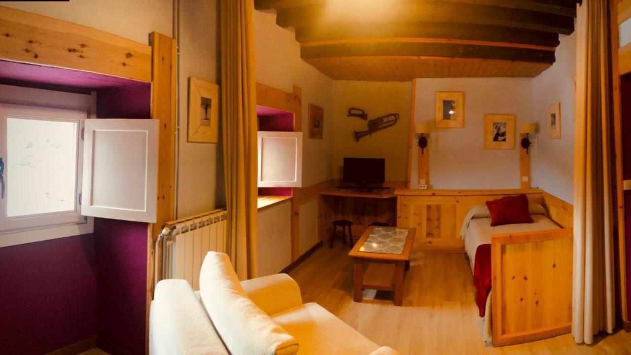 Casa Senera Villa Santa Cruz de la Serós Exteriör bild